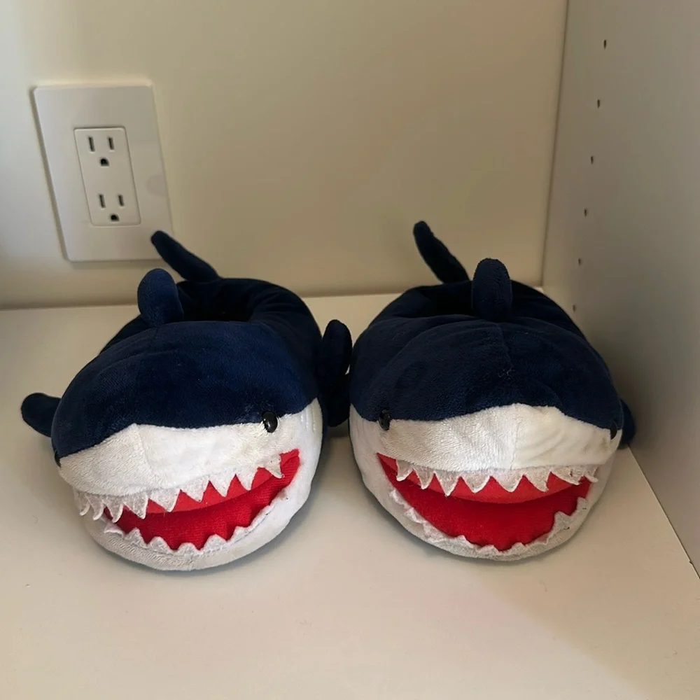Shark slippers GUC